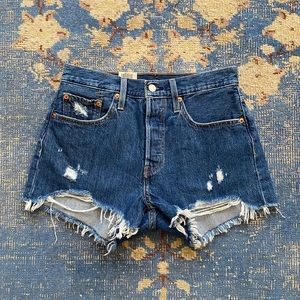 NWT Levi's 501 High Rise Cutoff Shorts